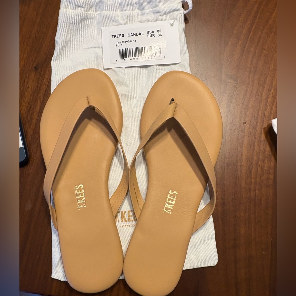 TKEES Women's Beige Sandals